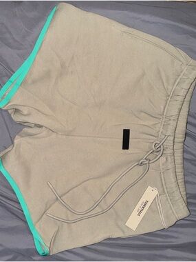 Essentials seal shorts